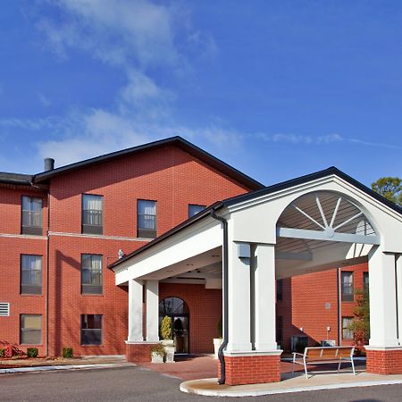 Holiday Inn Express & Suites Batesville By Ihg Exterior foto