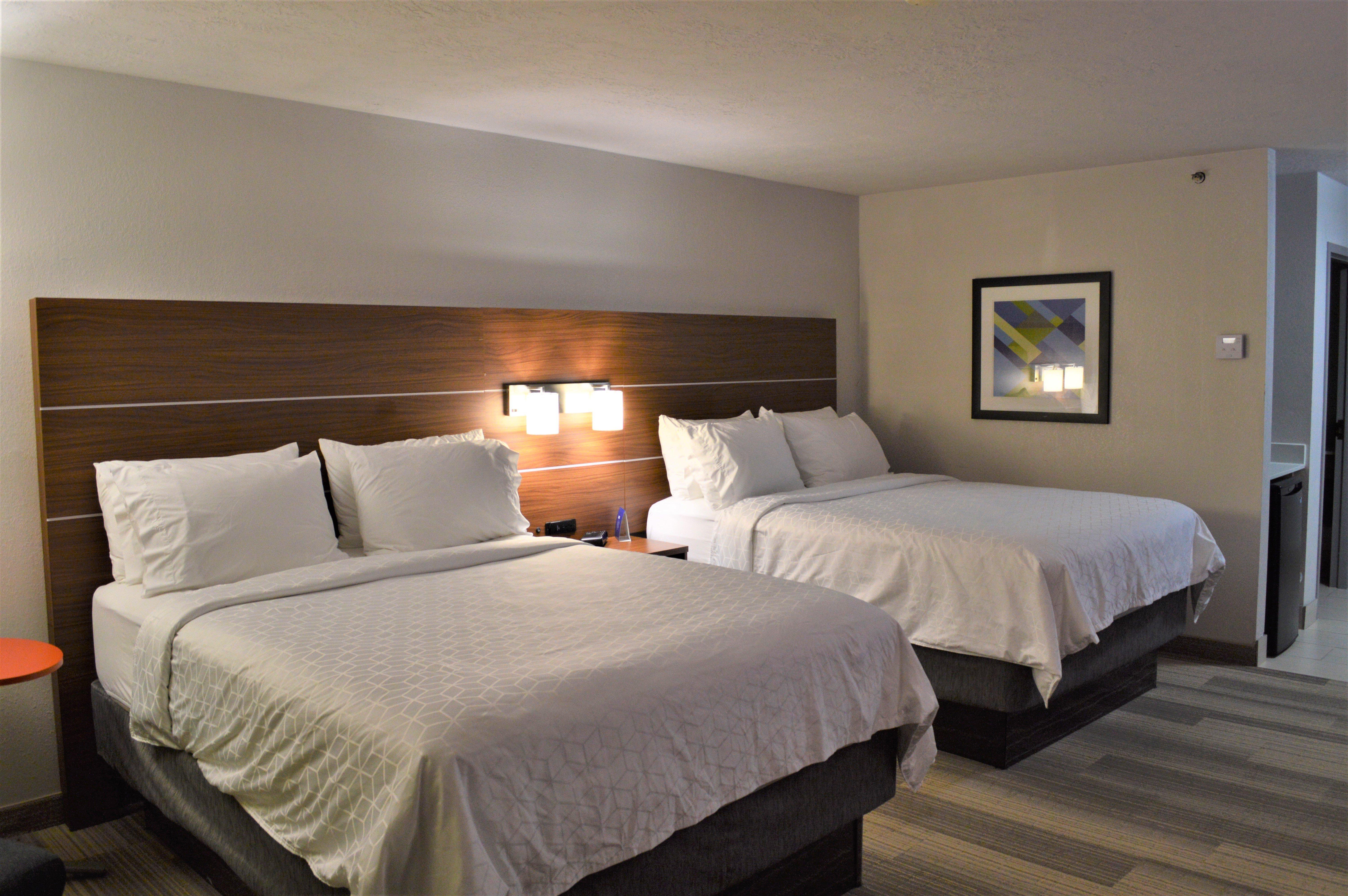 Holiday Inn Express & Suites Batesville By Ihg Exterior foto
